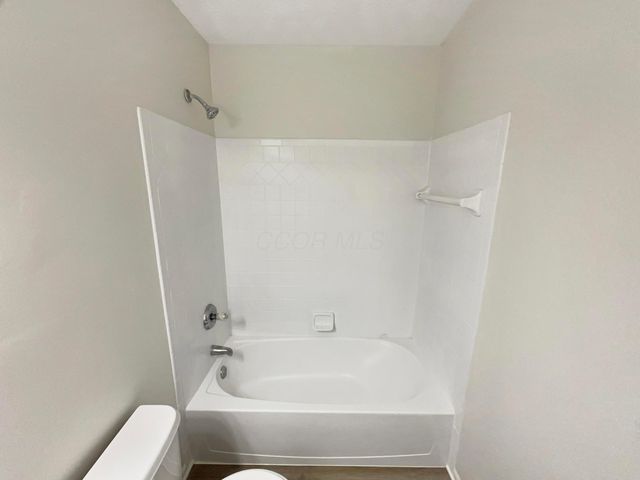 6132 Brushwood Boulevard, Hilliard, OH 43026