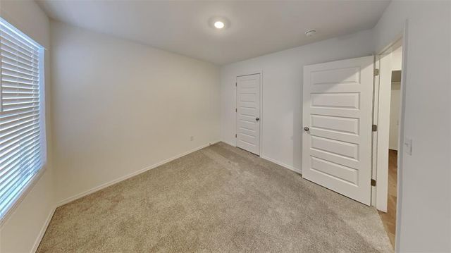 10041 Blackjack Road, Yukon, OK 73099