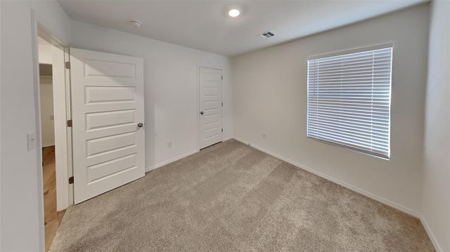10041 Blackjack Road, Yukon, OK 73099