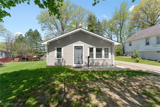 1515 39th Street NW, Canton, OH 44709