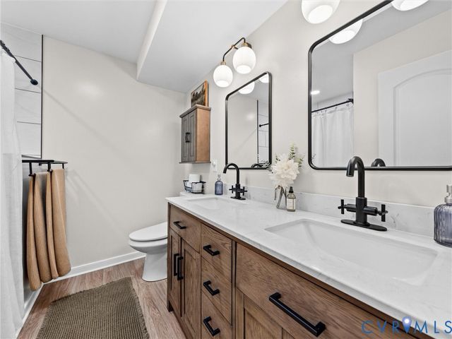 7059 Poteet Ln, Mechanicsville, VA 23111