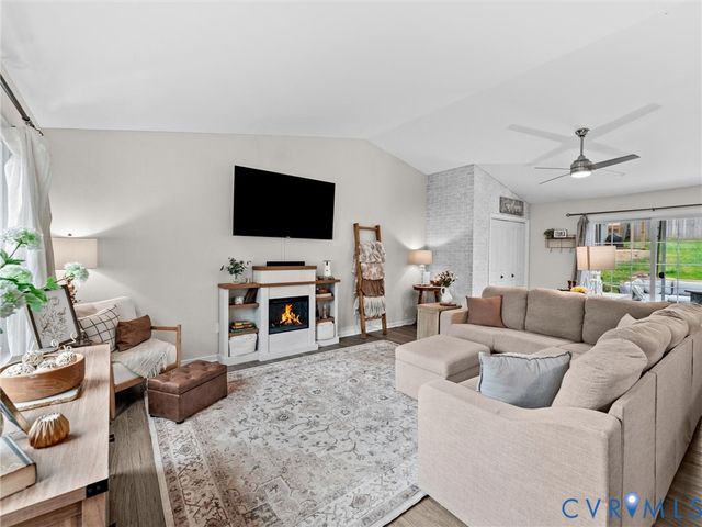 7059 Poteet Ln, Mechanicsville, VA 23111