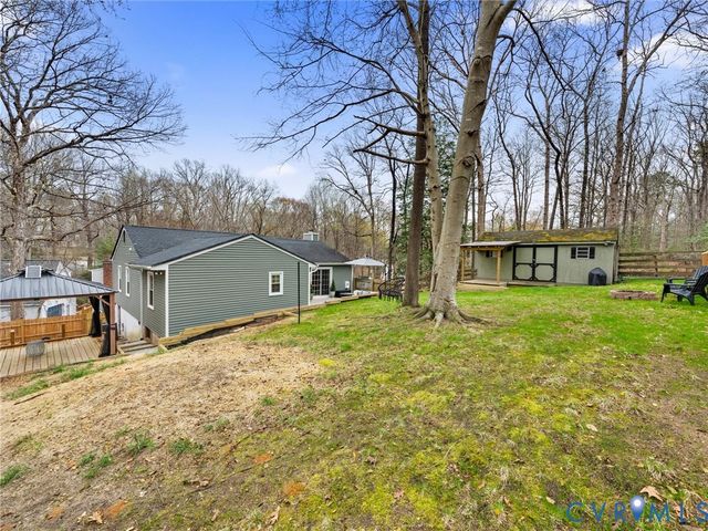 7059 Poteet Ln, Mechanicsville, VA 23111
