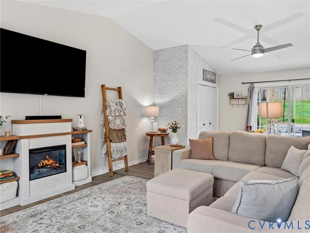 7059 Poteet Ln, Mechanicsville, VA 23111