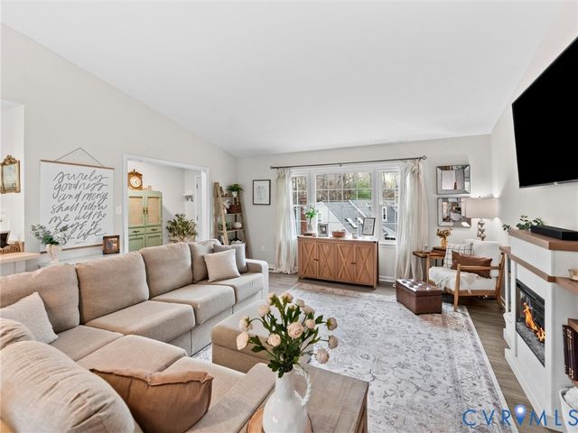 7059 Poteet Ln, Mechanicsville, VA 23111