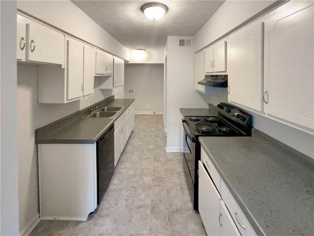 1472 Pine Log NE Road Apt C, Conyers, GA 30012