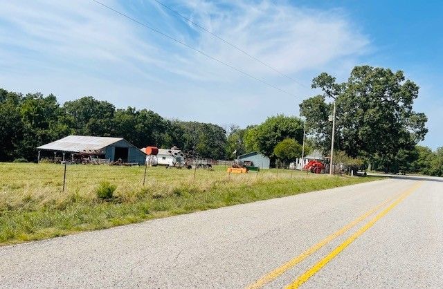 17273 London Road, Garfield, AR 72732