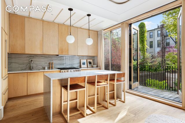 479 Henry Street, New York City, NY 11231
