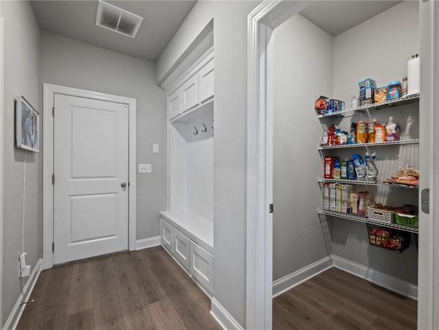 857 Champagne Lane, Hoschton, GA 30548