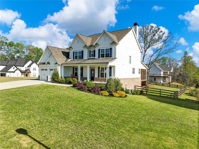 857 Champagne Lane, Hoschton, GA 30548