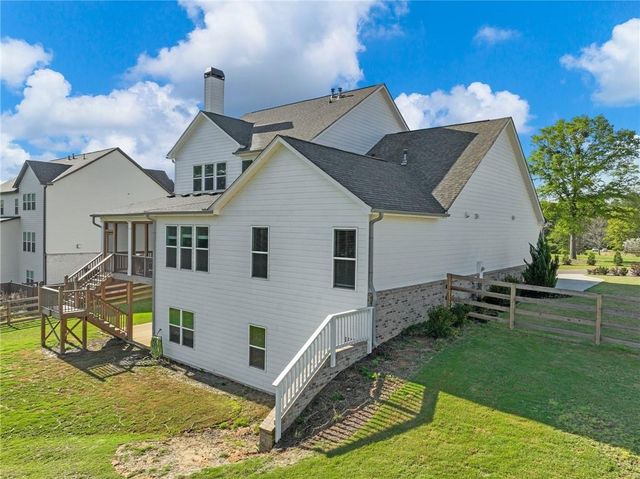 857 Champagne Lane, Hoschton, GA 30548