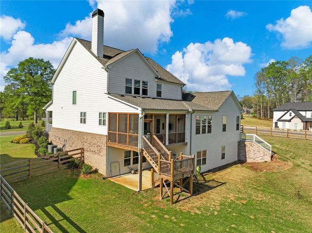 857 Champagne Lane, Hoschton, GA 30548