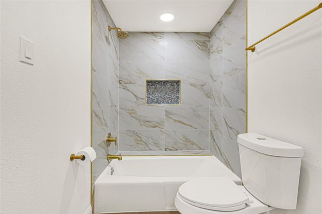 2230 Fulham Court, Houston, TX 77063