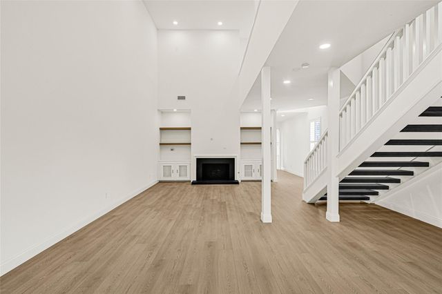 2230 Fulham Court, Houston, TX 77063