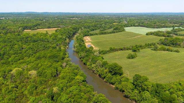 3680 Clark Rd, Lewisburg, TN 37091