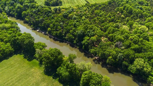 3680 Clark Rd, Lewisburg, TN 37091