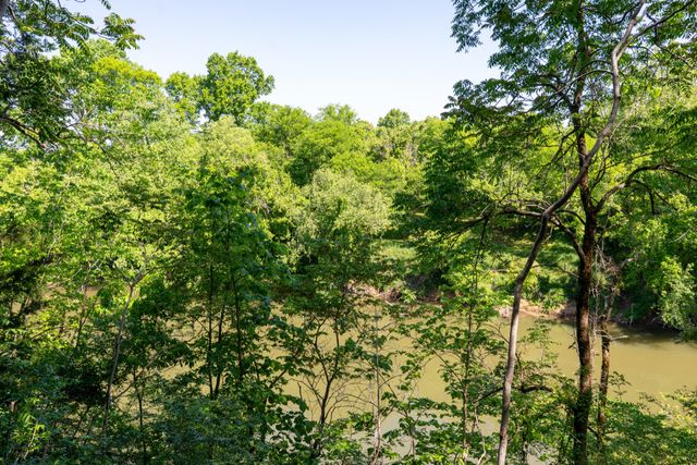 3680 Clark Rd, Lewisburg, TN 37091