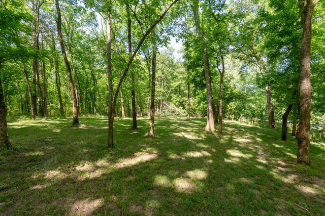 3680 Clark Rd, Lewisburg, TN 37091