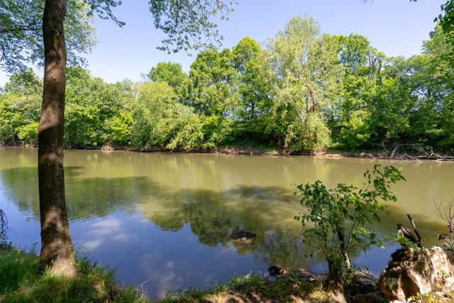 3680 Clark Rd, Lewisburg, TN 37091