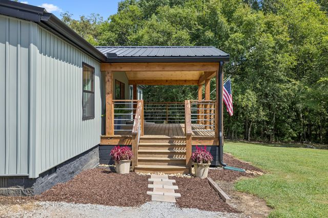 3680 Clark Rd, Lewisburg, TN 37091