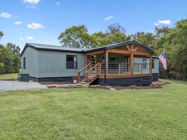 3680 Clark Rd, Lewisburg, TN 37091