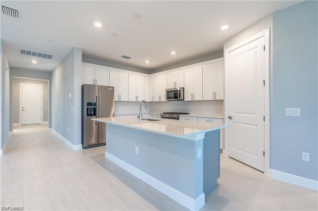 20207 Napa LOOP, Estero, FL 33928