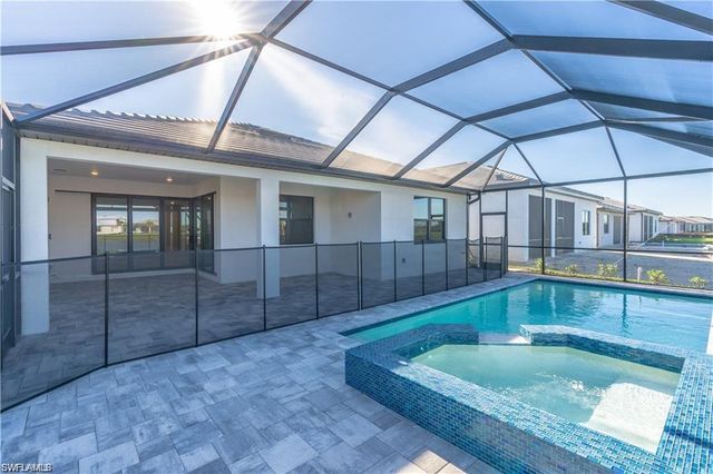 20207 Napa LOOP, Estero, FL 33928