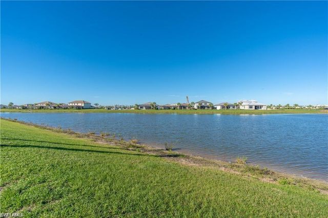 20207 Napa LOOP, Estero, FL 33928