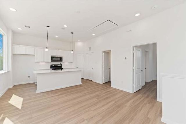 4710 Mallow Street B, Houston, TX 77033