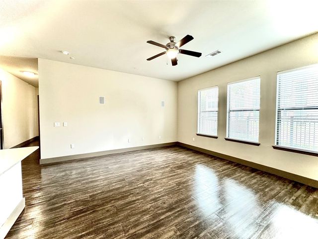 2033 S Gessner Road 4411, Houston, TX 77063