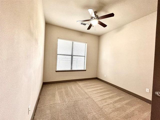2033 S Gessner Road 4411, Houston, TX 77063