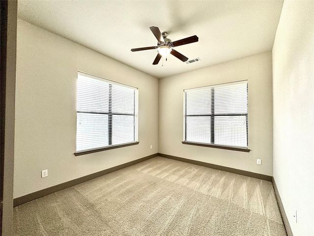 2033 S Gessner Road 4411, Houston, TX 77063