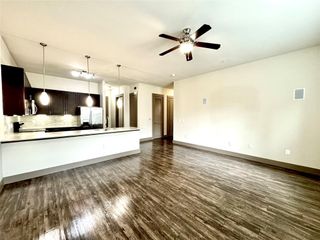 2033 S Gessner Road 4411, Houston, TX 77063