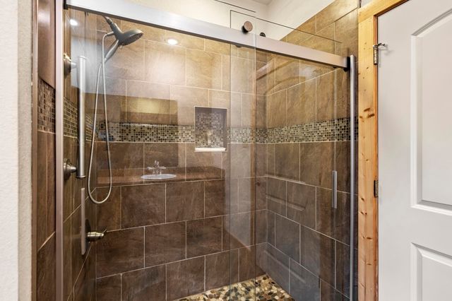 161 Pine Branch Glen, Holly Lake Ranch, TX 75765