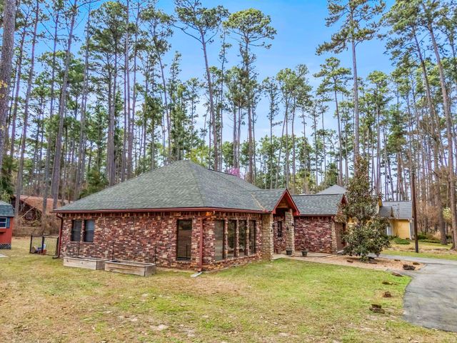 161 Pine Branch Glen, Holly Lake Ranch, TX 75765