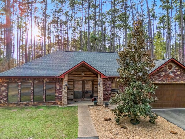 161 Pine Branch Glen, Holly Lake Ranch, TX 75765