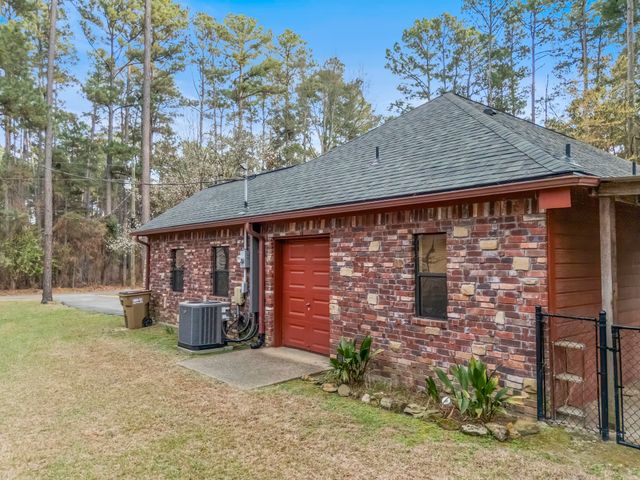 161 Pine Branch Glen, Holly Lake Ranch, TX 75765