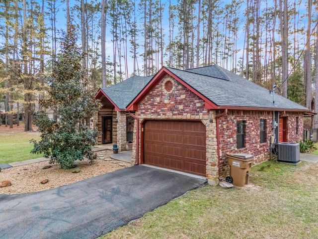 161 Pine Branch Glen, Holly Lake Ranch, TX 75765