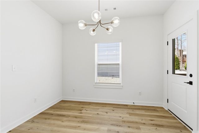 5 Kirkdouglas Lane, Bella Vista, AR 72715