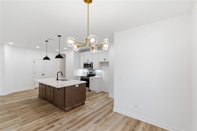 5 Kirkdouglas Lane, Bella Vista, AR 72715