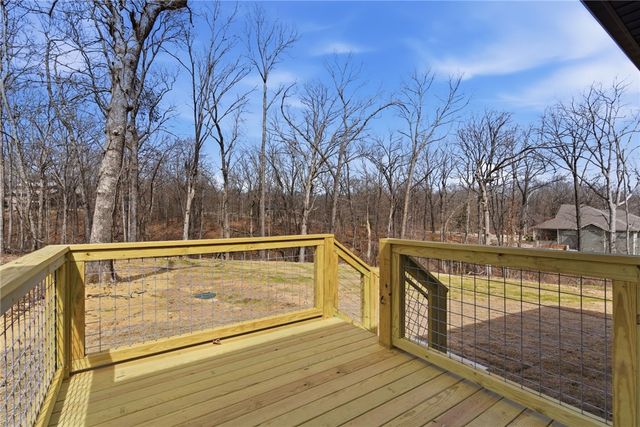 5 Kirkdouglas Lane, Bella Vista, AR 72715