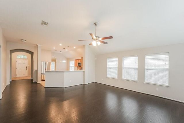 8011 Thorncroft Manor Lane, Richmond, TX 77407