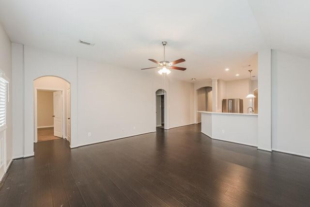 8011 Thorncroft Manor Lane, Richmond, TX 77407