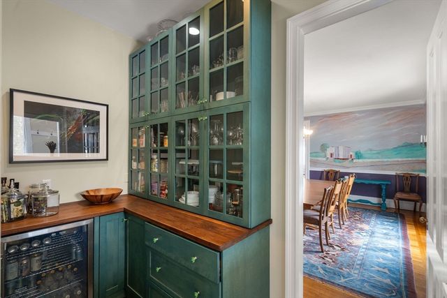 327 Franklin St, Newton, MA 02458