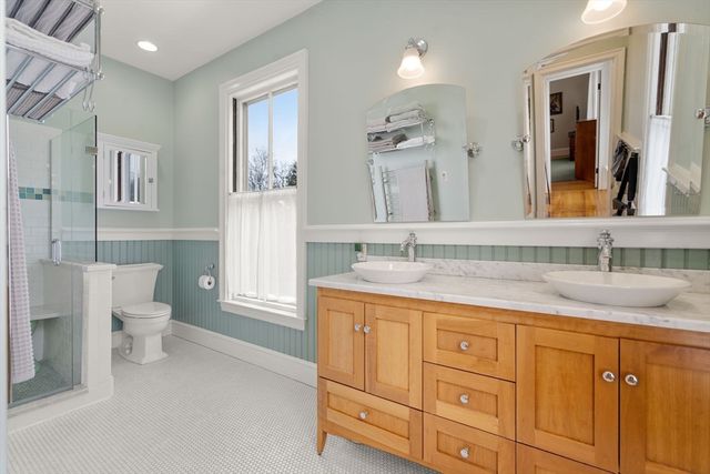 327 Franklin St, Newton, MA 02458