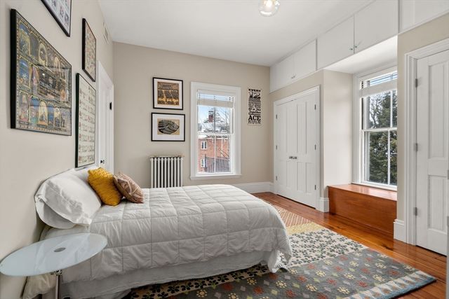 327 Franklin St, Newton, MA 02458