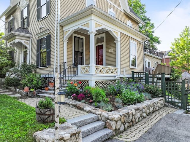 327 Franklin St, Newton, MA 02458