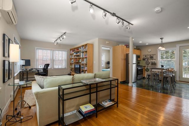 327 Franklin St, Newton, MA 02458