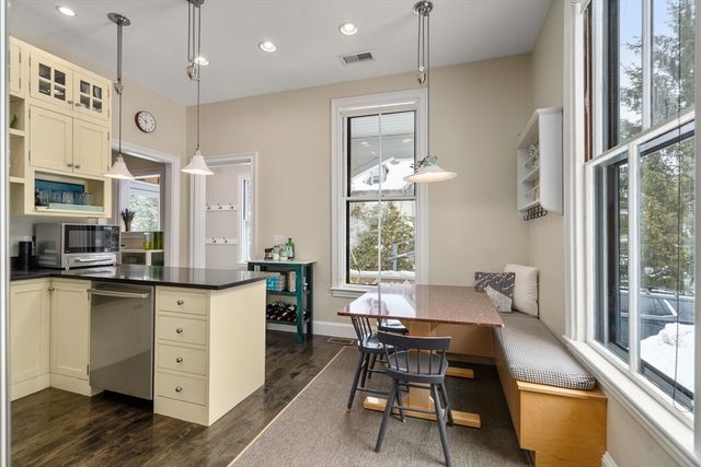 327 Franklin St, Newton, MA 02458