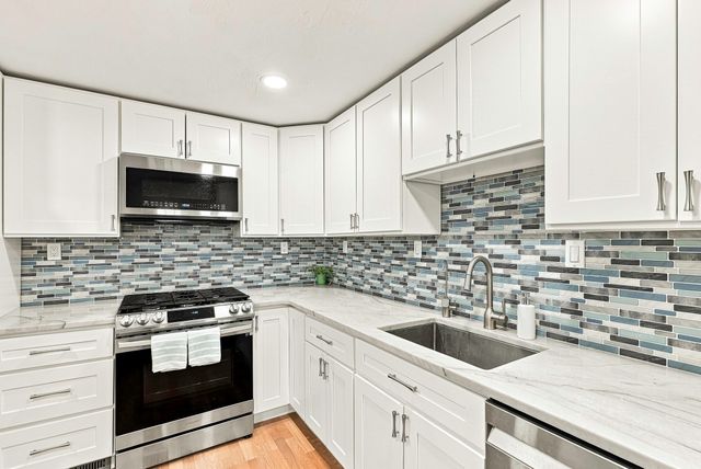 237 South St 26, Shrewsbury, MA 01545